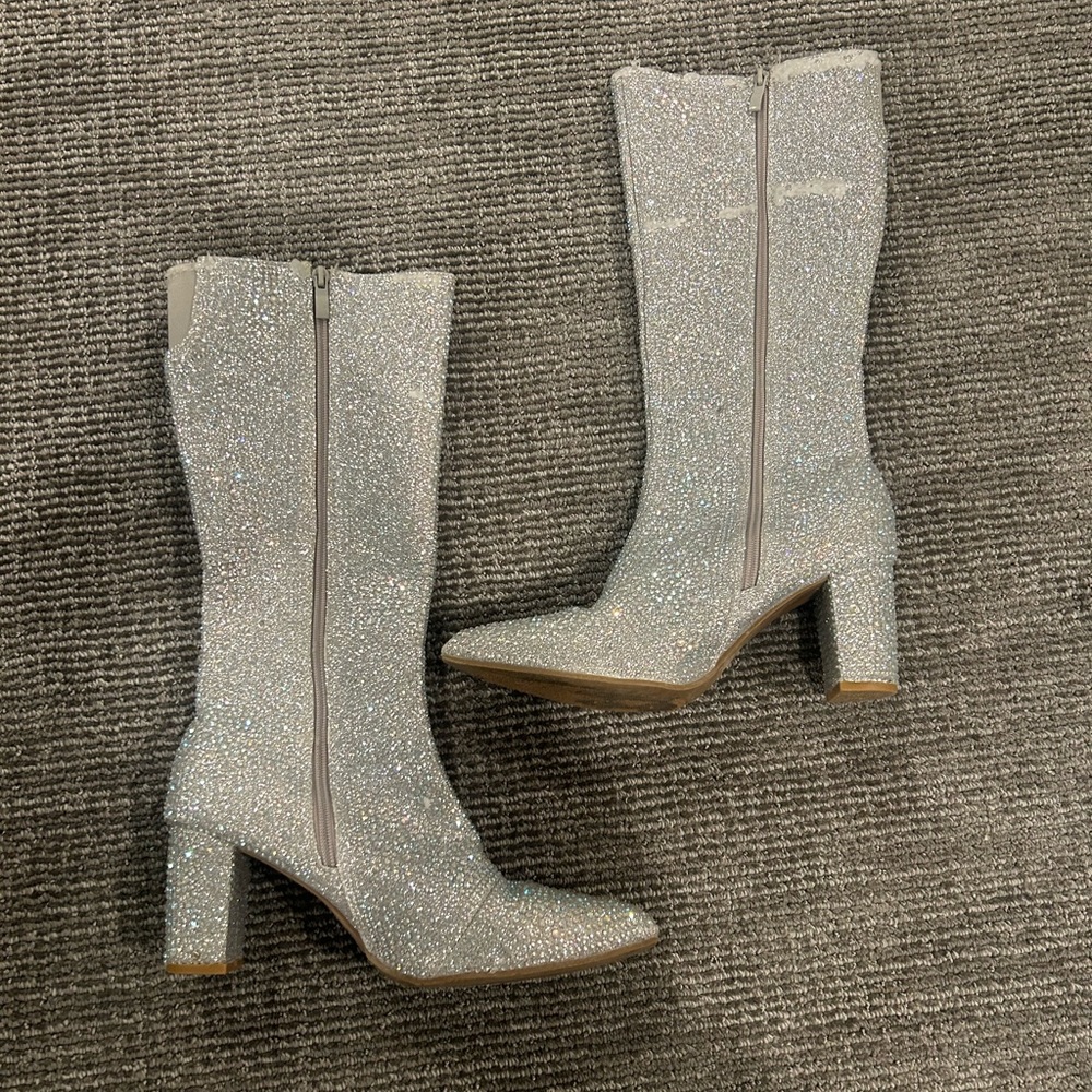 Sparkly shin high boots with three inch he